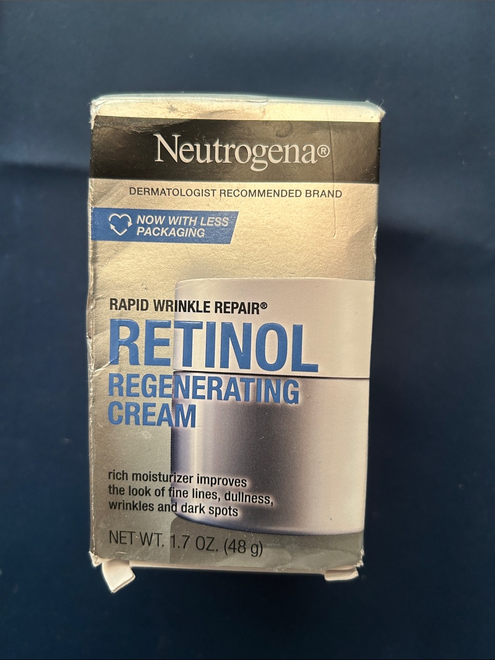 Neutrogena Retinol Regenerating Cream - Silver/Blue